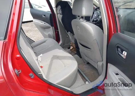 2015 Nissan Rogue Select S z USA, uszkodzony, nr VIN JN8AS5MV8FW261047